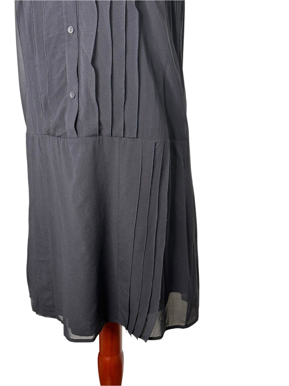 Theory Black Silk Shirt Pleated sleeveless dropped waist mini dress. Luxury. 6 - Picture 5 of 13